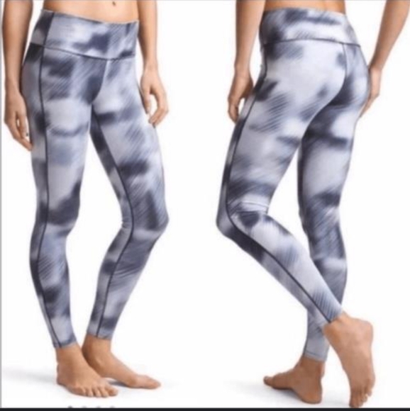Athleta Pants - Athleta Chaturanga Leggings
